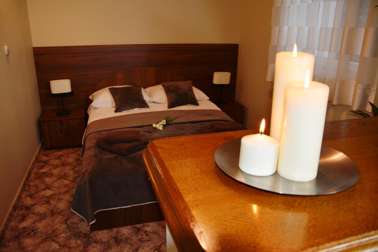 Hotel Irena Моронґ Екстер'єр фото